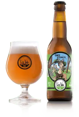 Présentation de la bière normande Conte & Fleurette et de sa couleur dans un verre de la Brasserie La Lie